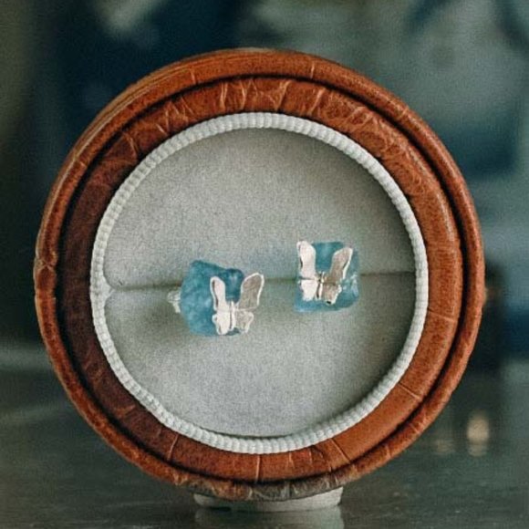 White Gold Aquamarine Blue Stone Raw Crystal Butterfly Mini Earrings for her - Picture 2 of 6